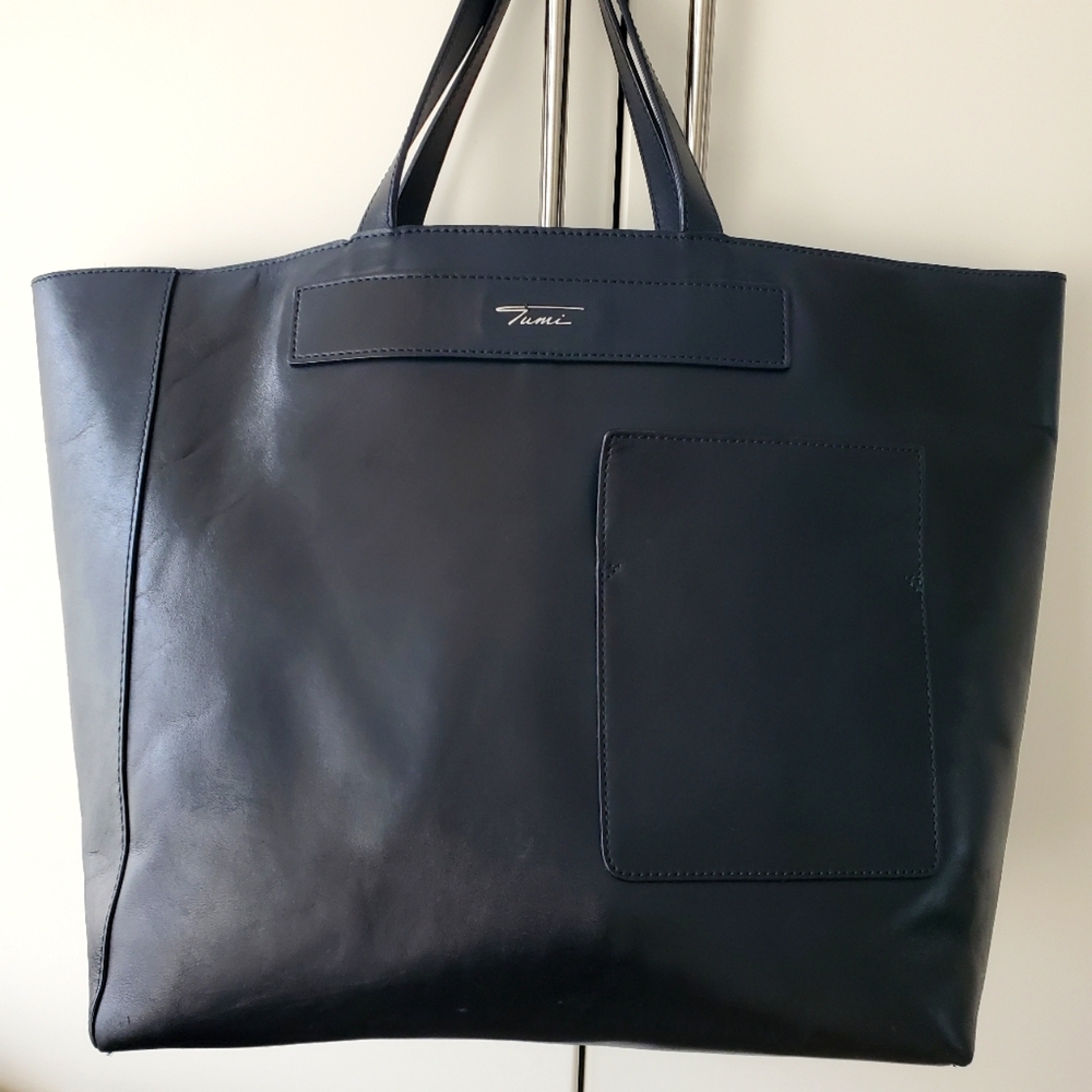 Tumi "Boulevard" Large Structured Black Leather T… - image 2